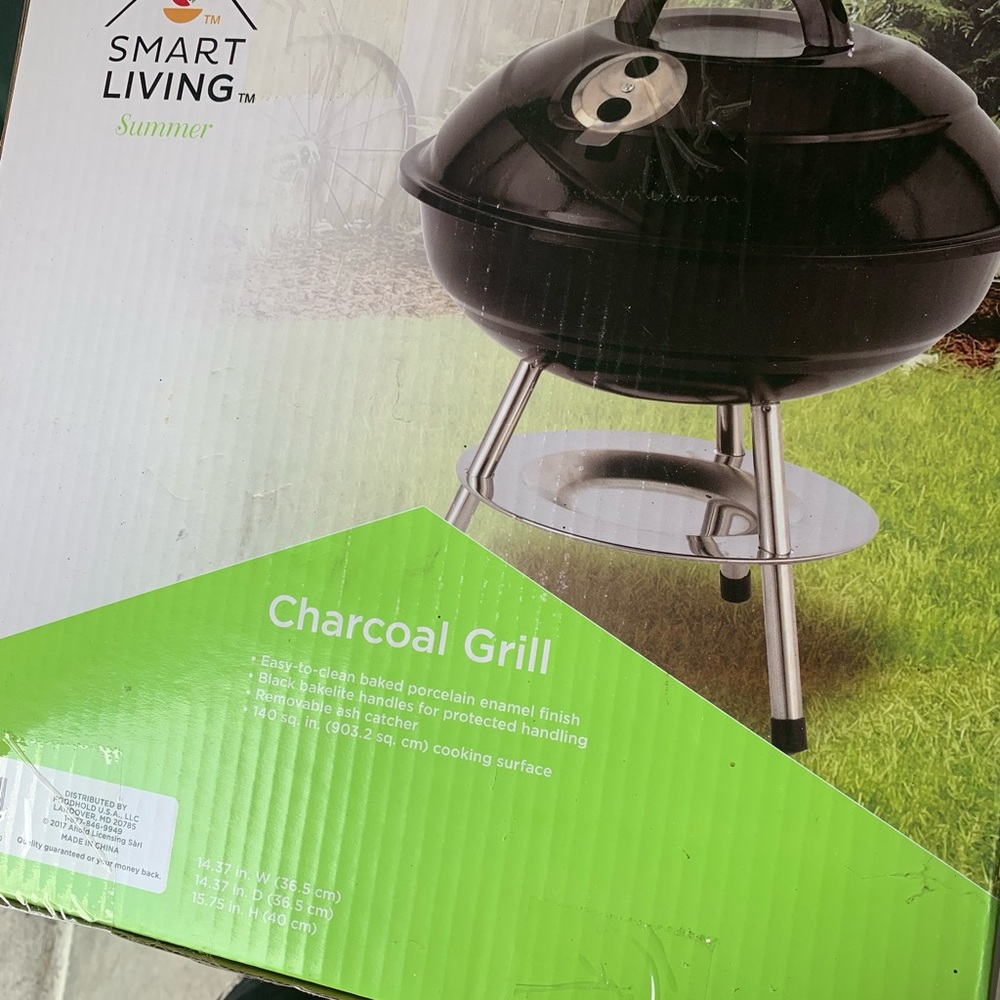 Charcoal Grill for Tailgate & Travel - Picture 4 of 4